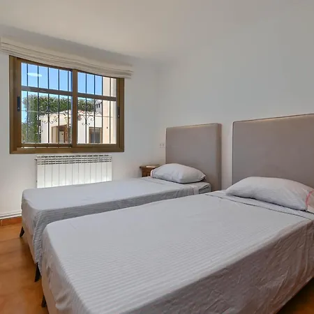 Casa Soleada En アパート カルプ