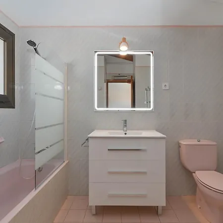 Casa Soleada En アパート カルプ