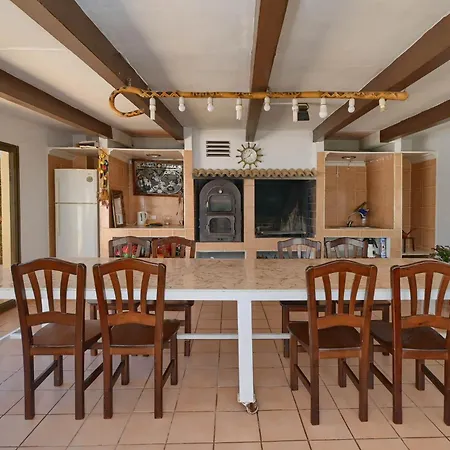 Casa Soleada En カルプ